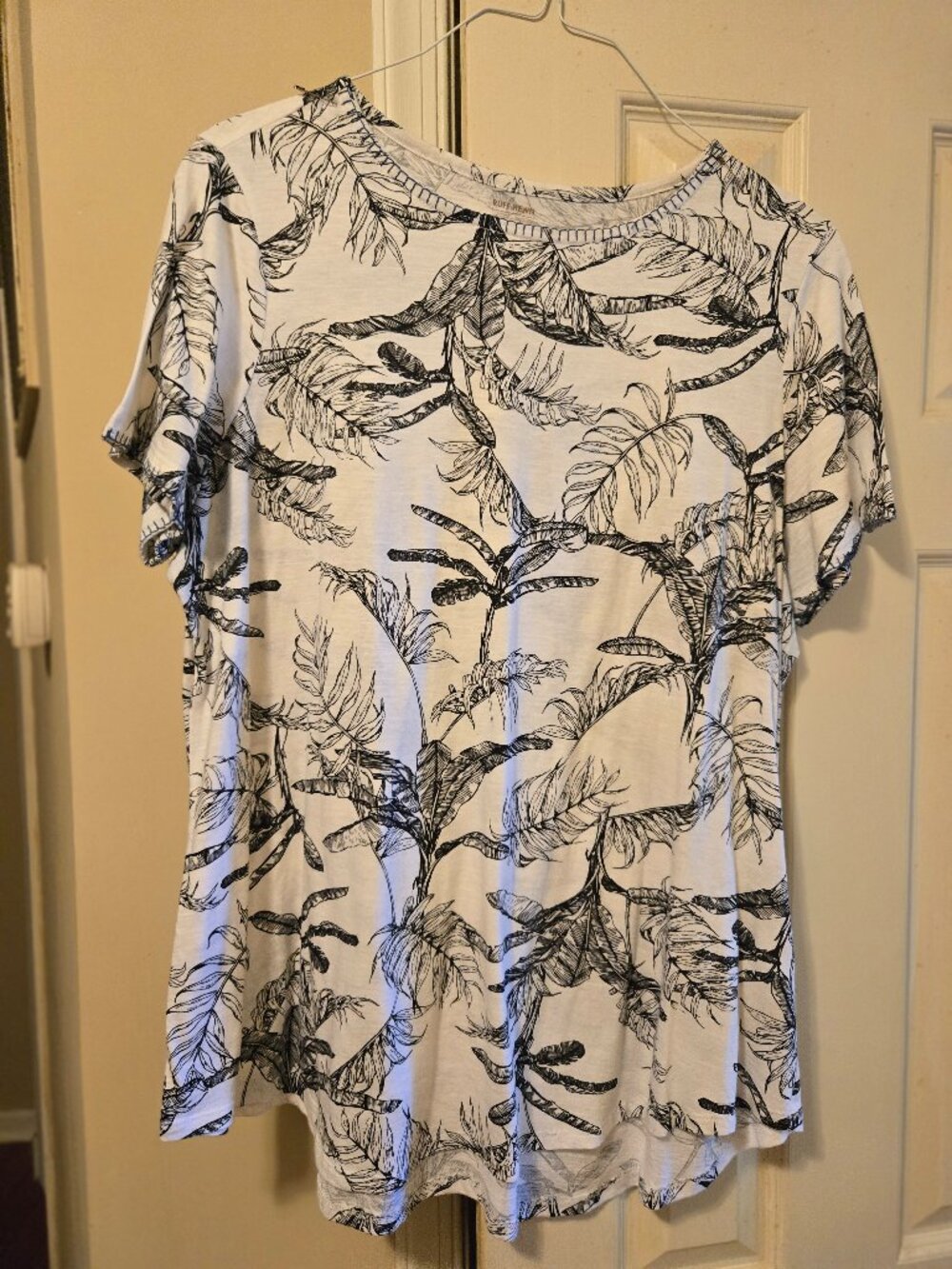 Ruff Hewn 1 X black/white cotton top, cute for spring/summer/fall